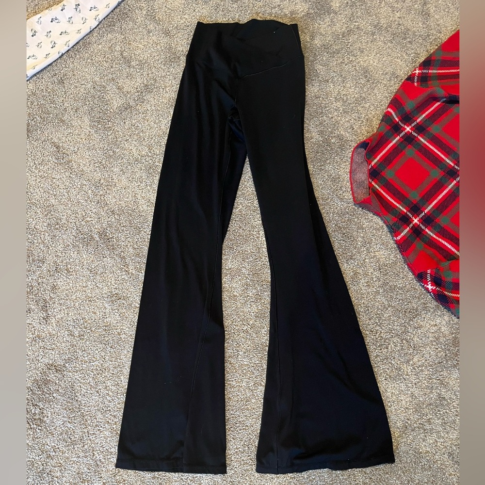 Black Flared Wide Legged Athletic Yoga Pants - Sunzel, Small
